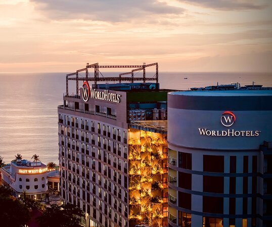 BWH Hotels becomes WorldHotels